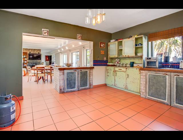 4 BEDROOM HOUSE FOR SALE IN CYRILDENE